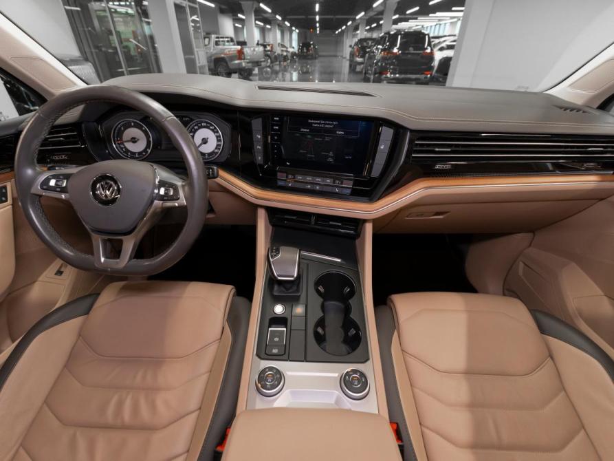 Volkswagen Touareg III Москва  - изображение 8