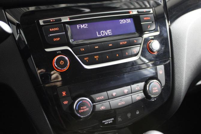 Nissan Qashqai II с пробегом 2016 года, цена 1 399 000 рублей, 80000 км, внедорожник, Автокод Объявления