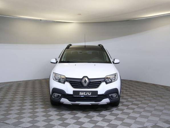 Renault Logan II Рестайлинг с пробегом 2021 года, цена 1 435 000 рублей, 53220 км, седан, Автокод Объявления