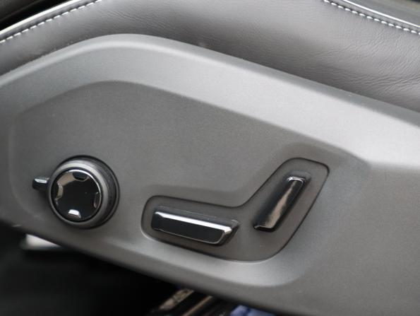 Volvo XC60 II Рестайлинг 2 с пробегом 2025 года, цена 6 490 000 рублей, 25 км, внедорожник, Автокод Объявления