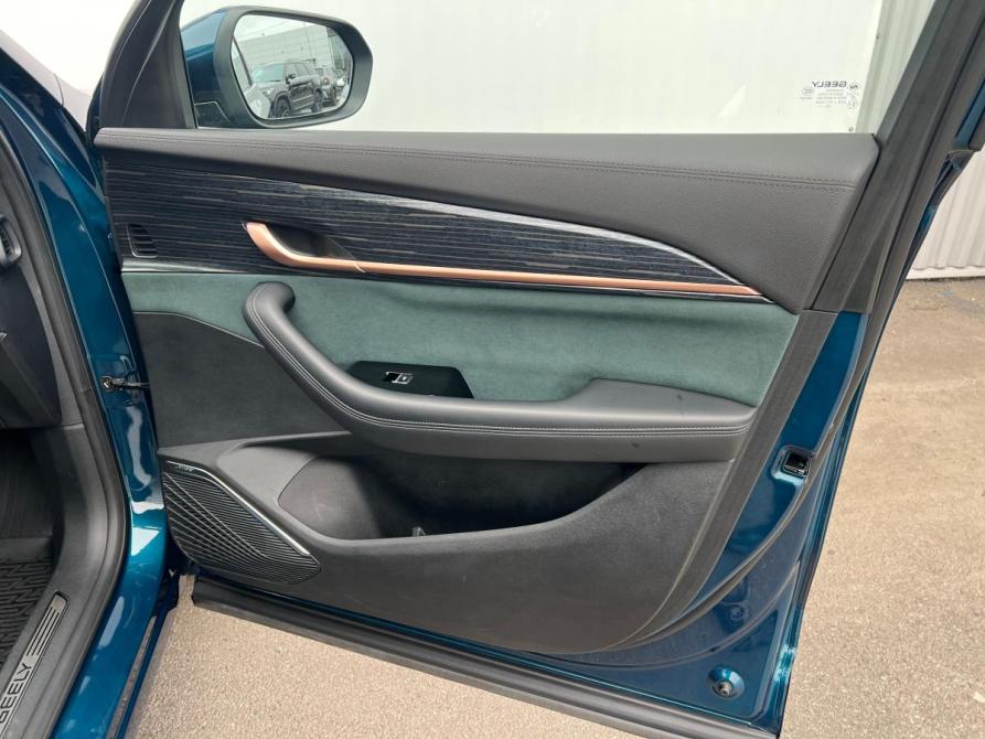 Geely Monjaro I Санкт-Петербург  - изображение 14