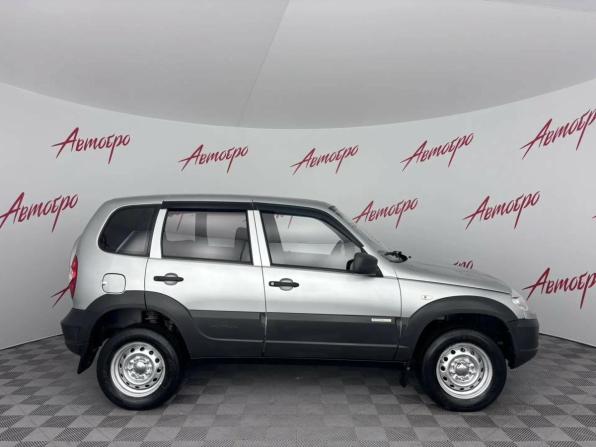 Chevrolet Niva I Рестайлинг с пробегом 2013 года, цена 475 000 рублей, 166991 км, внедорожник, Автокод Объявления