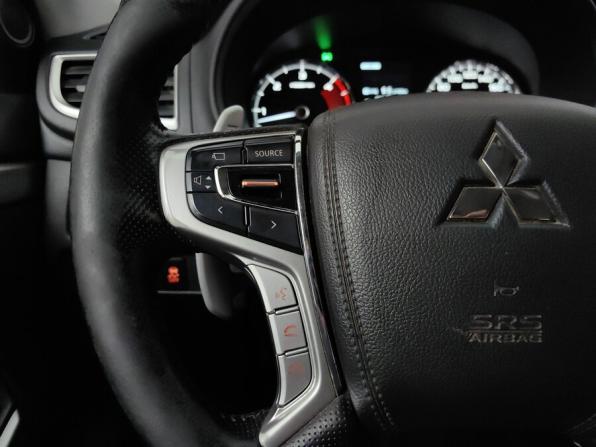 Mitsubishi Pajero Sport III с пробегом 2017 года, цена 2 420 000 рублей, 201325 км, внедорожник, Автокод Объявления