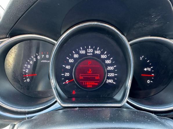 Kia Ceed II Рестайлинг с пробегом 2018 года, цена 1 375 000 рублей, 179540 км, хэтчбек, Автокод Объявления