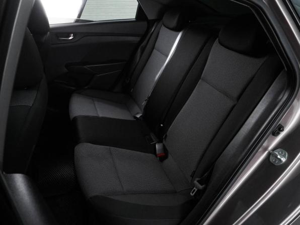 Hyundai Solaris II с пробегом 2018 года, цена 1 299 000 рублей, 144031 км, седан, Автокод Объявления