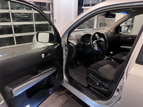 Nissan X-Trail II с пробегом 2009 года, цена 970 000 рублей, 196579 км, внедорожник, Автокод Объявления
