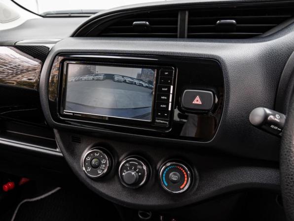 Toyota Vitz III (XP130) Рестайлинг 2 с пробегом 2019 года, цена 1 198 000 рублей, 86004 км, хэтчбек, Автокод Объявления