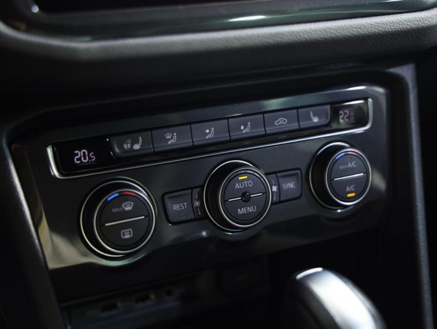 Volkswagen Tiguan II Санкт-Петербург  - изображение 17
