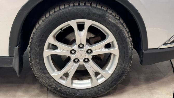 Mitsubishi Outlander III Рестайлинг 2 с пробегом 2017 года, цена 1 750 000 рублей, 190773 км, внедорожник, Автокод Объявления
