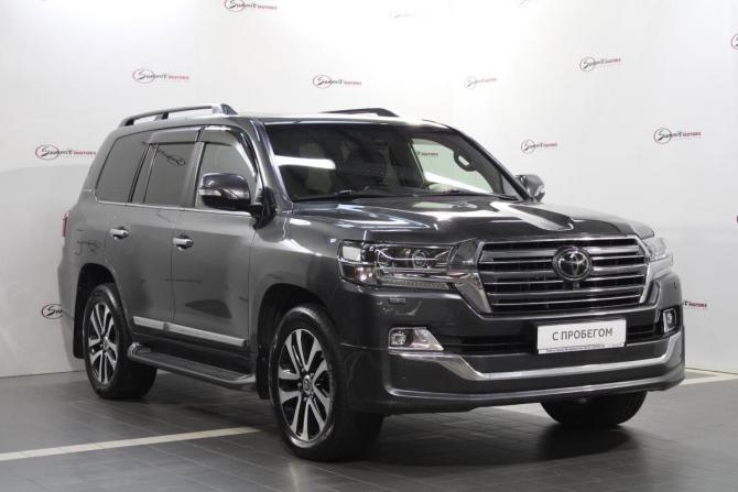 Toyota Land Cruiser 200 Series Рестайлинг 2 с пробегом 2018 года, цена 6 150 000 рублей, 283500 км, внедорожник, Автокод Объявления