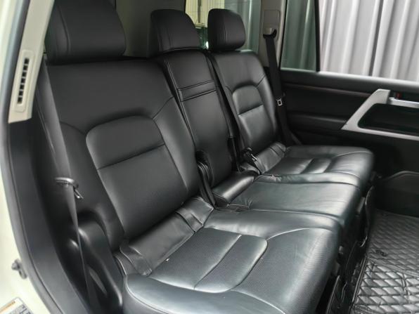 Toyota Land Cruiser 200 Series Рестайлинг 2 с пробегом 2015 года, цена 4 290 000 рублей, 253000 км, внедорожник, Автокод Объявления