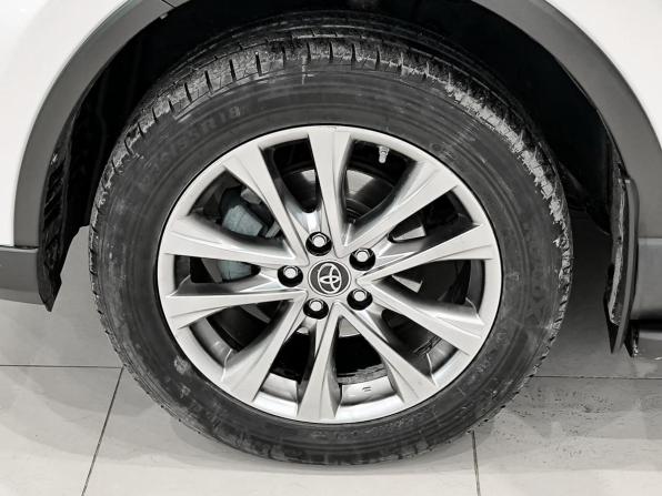 Toyota RAV4 IV (XA40) Рестайлинг с пробегом 2017 года, цена 2 750 000 рублей, 82000 км, внедорожник, Автокод Объявления