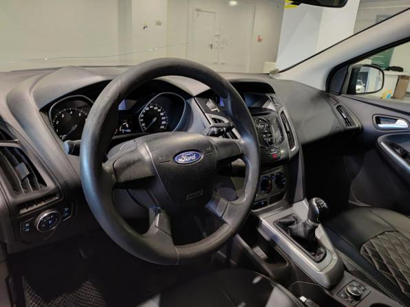 Ford Focus III с пробегом 2011 года, цена 550 000 рублей, 256570 км, хэтчбек, Автокод Объявления
