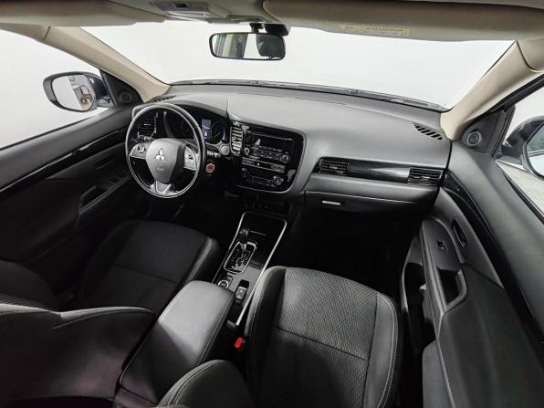 Mitsubishi Outlander III Рестайлинг 3 с пробегом 2019 года, цена 1 999 000 рублей, 135978 км, внедорожник, Автокод Объявления