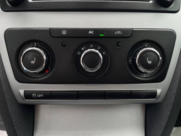 Skoda Octavia II (A5) Рестайлинг с пробегом 2012 года, цена 810 000 рублей, 239990 км, лифтбек, Автокод Объявления