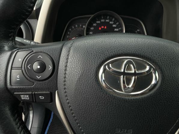 Toyota RAV4 IV (XA40) с пробегом 2013 года, цена 1 810 000 рублей, 180000 км, внедорожник, Автокод Объявления