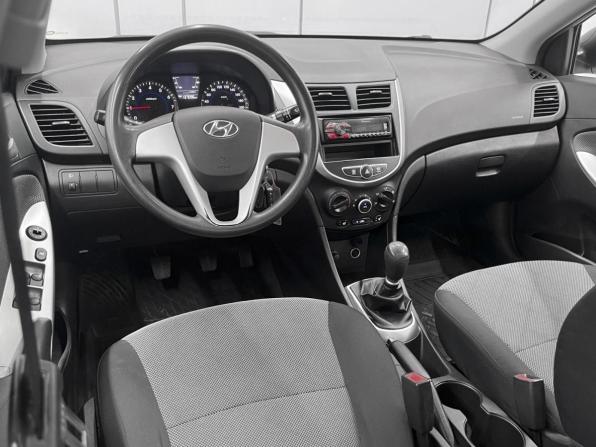Hyundai Solaris I с пробегом 2013 года, цена 870 000 рублей, 137096 км, седан, Автокод Объявления