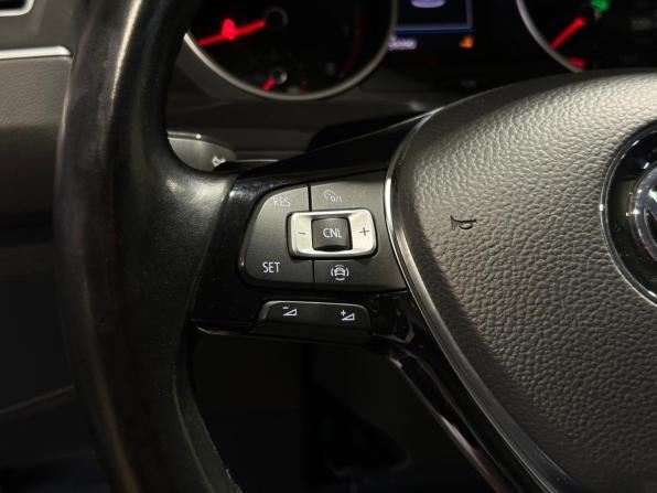 Volkswagen Tiguan II с пробегом 2019 года, цена 2 900 000 рублей, 39389 км, внедорожник, Автокод Объявления