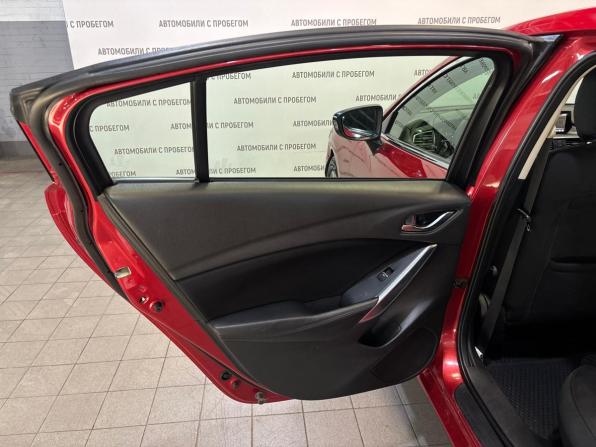 Mazda 6 III (GJ) Рестайлинг с пробегом 2015 года, цена 1 499 000 рублей, 220000 км, седан, Автокод Объявления