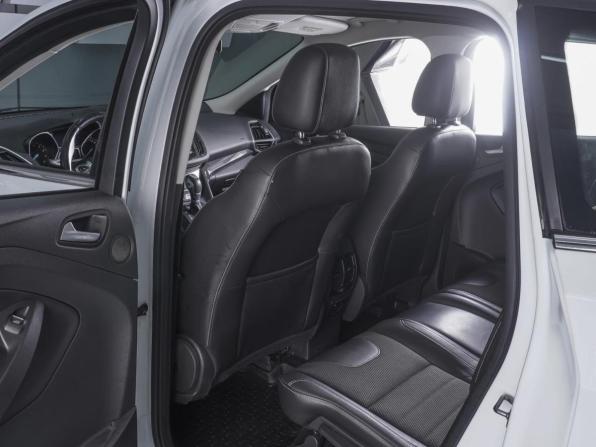 Ford Kuga II с пробегом 2015 года, цена 1 570 000 рублей, 72936 км, внедорожник, Автокод Объявления