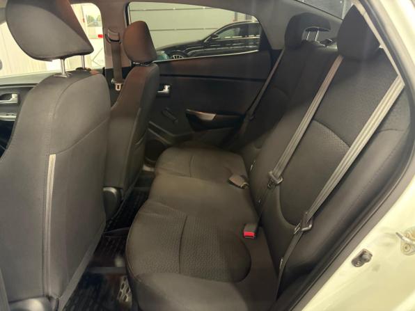 Kia Rio III с пробегом 2013 года, цена 897 000 рублей, 176633 км, седан, Автокод Объявления