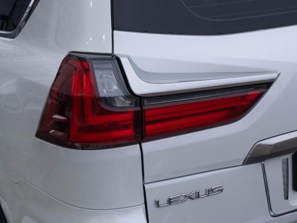 Lexus LX III Рестайлинг 2 с пробегом 2017 года, цена 9 500 000 рублей, 163902 км, внедорожник, Автокод Объявления