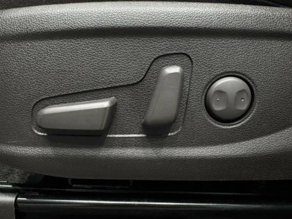 Hyundai Santa Fe IV с пробегом 2019 года, цена 3 020 000 рублей, 113084 км, внедорожник, Автокод Объявления