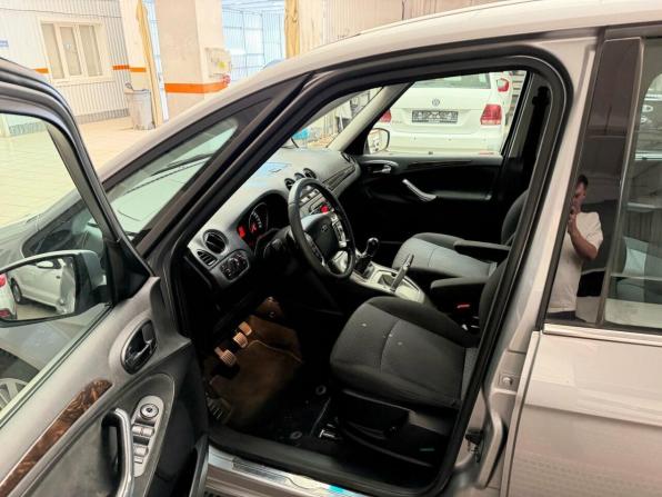 Ford Galaxy II с пробегом 2007 года, цена 790 000 рублей, 231260 км, минивэн, Автокод Объявления