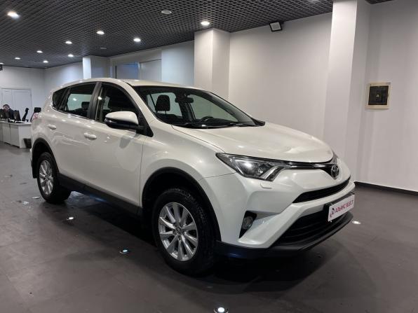 Toyota RAV4 IV (XA40) Рестайлинг с пробегом 2016 года, цена 2 349 000 рублей, 118500 км, внедорожник, Автокод Объявления