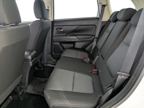 Mitsubishi Outlander III Рестайлинг 2 с пробегом 2018 года, цена 2 150 000 рублей, 93605 км, внедорожник, Автокод Объявления