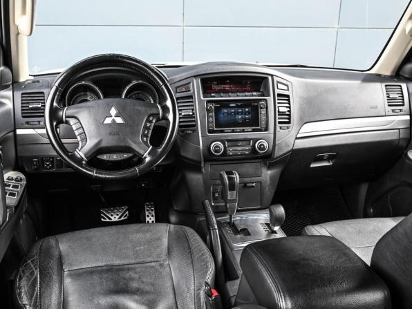 Mitsubishi Pajero IV Рестайлинг 1 с пробегом 2014 года, цена 2 374 000 рублей, 156637 км, внедорожник, Автокод Объявления