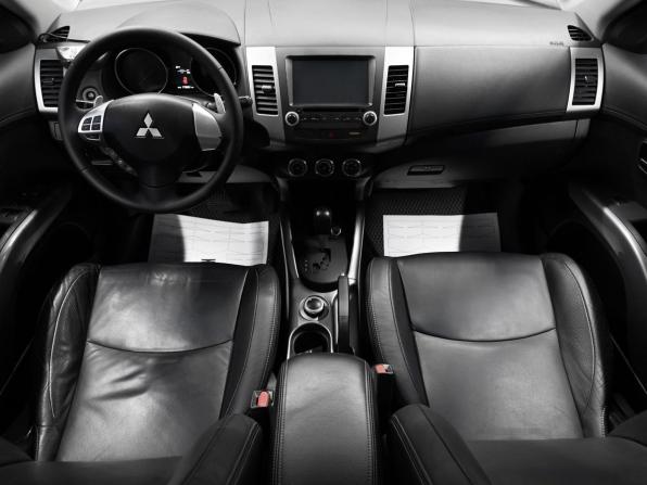 Mitsubishi Outlander II Рестайлинг с пробегом 2012 года, цена 1 050 000 рублей, 179601 км, внедорожник, Автокод Объявления