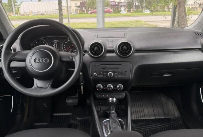 Audi A1 I (8X) с пробегом 2011 года, цена 740 000 рублей, 186301 км, хэтчбек, Автокод Объявления