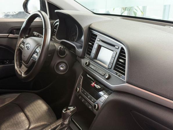 Hyundai Elantra VI (AD) с пробегом 2016 года, цена 1 575 000 рублей, 130497 км, седан, Автокод Объявления