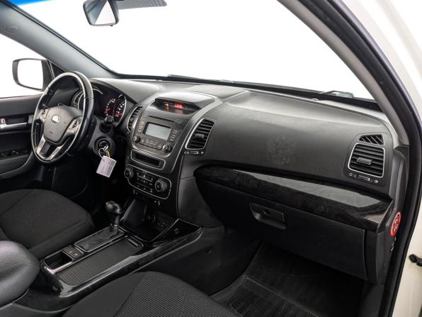 Kia Sorento II Рестайлинг с пробегом 2018 года, цена 1 990 000 рублей, 128539 км, внедорожник, Автокод Объявления