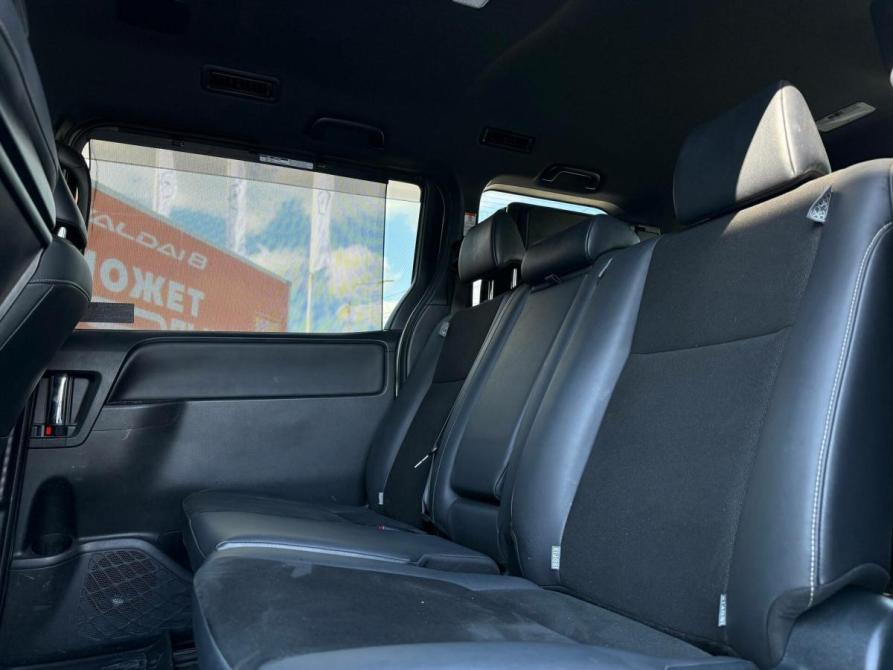 Toyota Noah III (R80) Рестайлинг Омск  - изображение 37