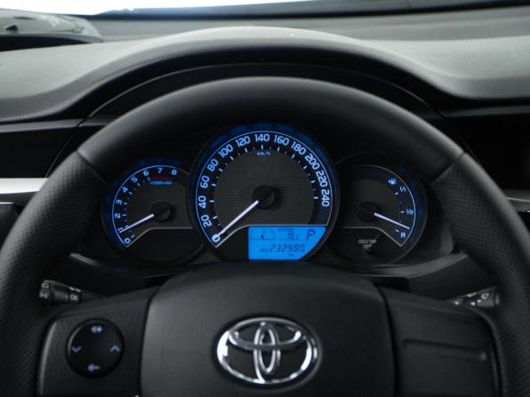 Toyota Corolla XI (E160 E170 E180) с пробегом 2013 года, цена 1 419 000 рублей, 232980 км, седан, Автокод Объявления