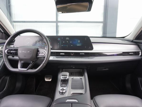 Chery Arrizo 8 с пробегом 2023 года, цена 2 000 000 рублей, 42086 км, седан, Автокод Объявления