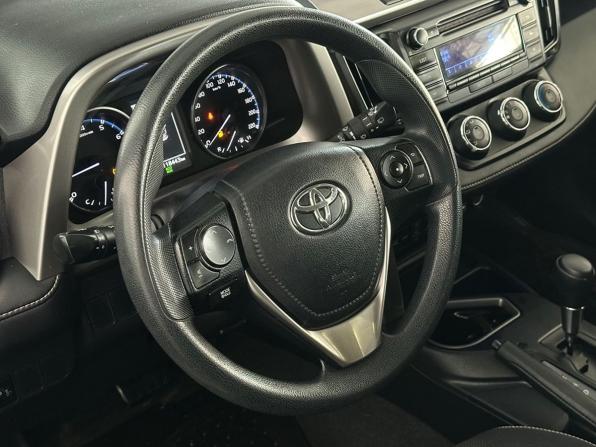 Toyota RAV4 IV (XA40) Рестайлинг с пробегом 2016 года, цена 2 060 000 рублей, 118442 км, внедорожник, Автокод Объявления