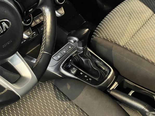 Kia Rio IV с пробегом 2018 года, цена 1 325 000 рублей, 173000 км, седан, Автокод Объявления