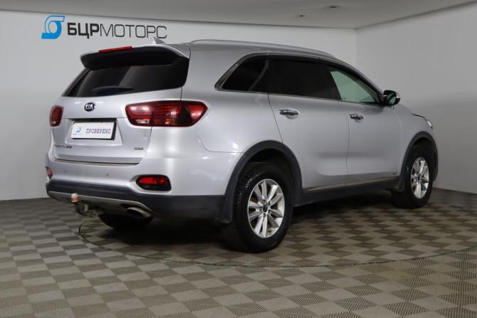 Kia Sorento III Prime Рестайлинг с пробегом 2018 года, цена 2 679 990 рублей, 233704 км, внедорожник, Автокод Объявления