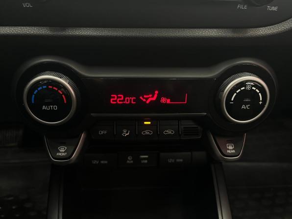 Kia Rio IV с пробегом 2017 года, цена 1 485 000 рублей, 98664 км, хэтчбек, Автокод Объявления