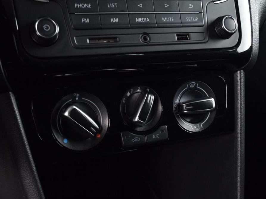 Volkswagen Polo V Рестайлинг Кемерово  - изображение 15