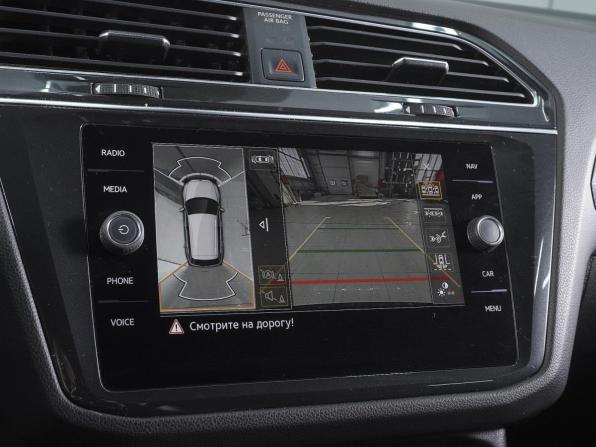 Volkswagen Tiguan II Рестайлинг с пробегом 2021 года, цена 4 270 000 рублей, 93194 км, внедорожник, Автокод Объявления