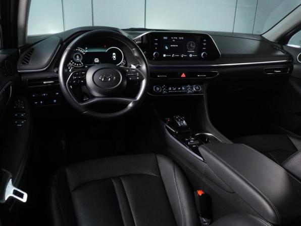 Hyundai Sonata VIII (DN8) с пробегом 2023 года, цена 2 999 000 рублей, 23825 км, седан, Автокод Объявления