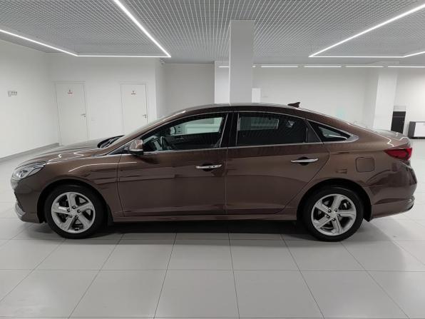 Hyundai Sonata VII (LF) Рестайлинг с пробегом 2019 года, цена 1 570 000 рублей, 142637 км, седан, Автокод Объявления