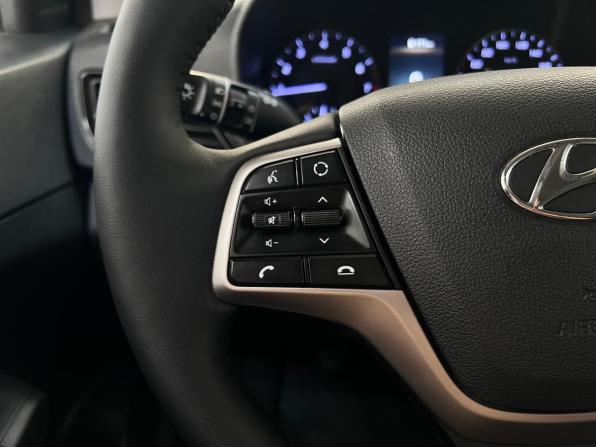 Hyundai Solaris II Рестайлинг с пробегом 2020 года, цена 1 190 000 рублей, 193051 км, седан, Автокод Объявления