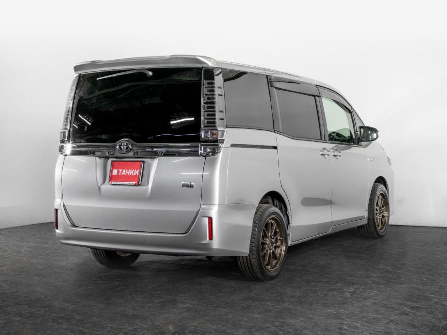 Toyota Voxy III (R80) Иркутск  - изображение 3