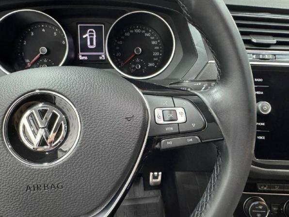 Volkswagen Tiguan II с пробегом 2019 года, цена 2 480 000 рублей, 50753 км, внедорожник, Автокод Объявления