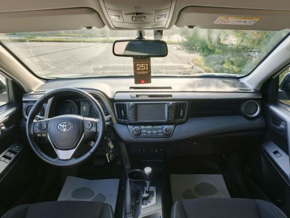 Toyota RAV4 IV (XA40) Рестайлинг с пробегом 2017 года, цена 1 940 000 рублей, 204055 км, внедорожник, Автокод Объявления